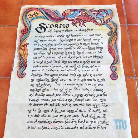 Crystal Glass Scorpio Paperweight - Picture 6 of 6